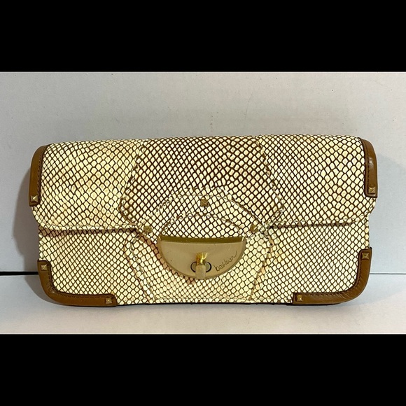 Burlier - Picture 1 of 10